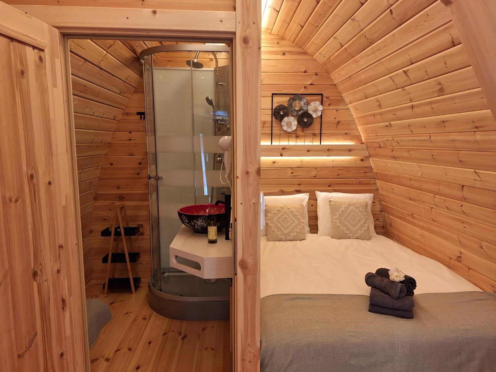 Vila Bastardo Glamping Pod Hotel ซินตรา ภายนอก รูปภาพ